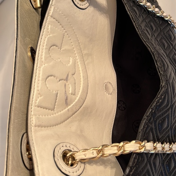 TORY BURCH black and white chain handle bag - Picture 6 of 9